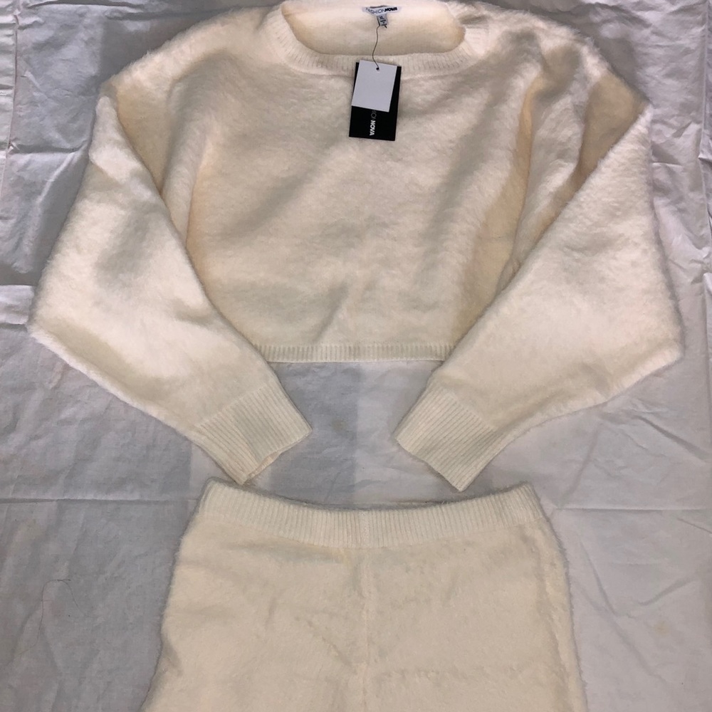 Short Sweater Set